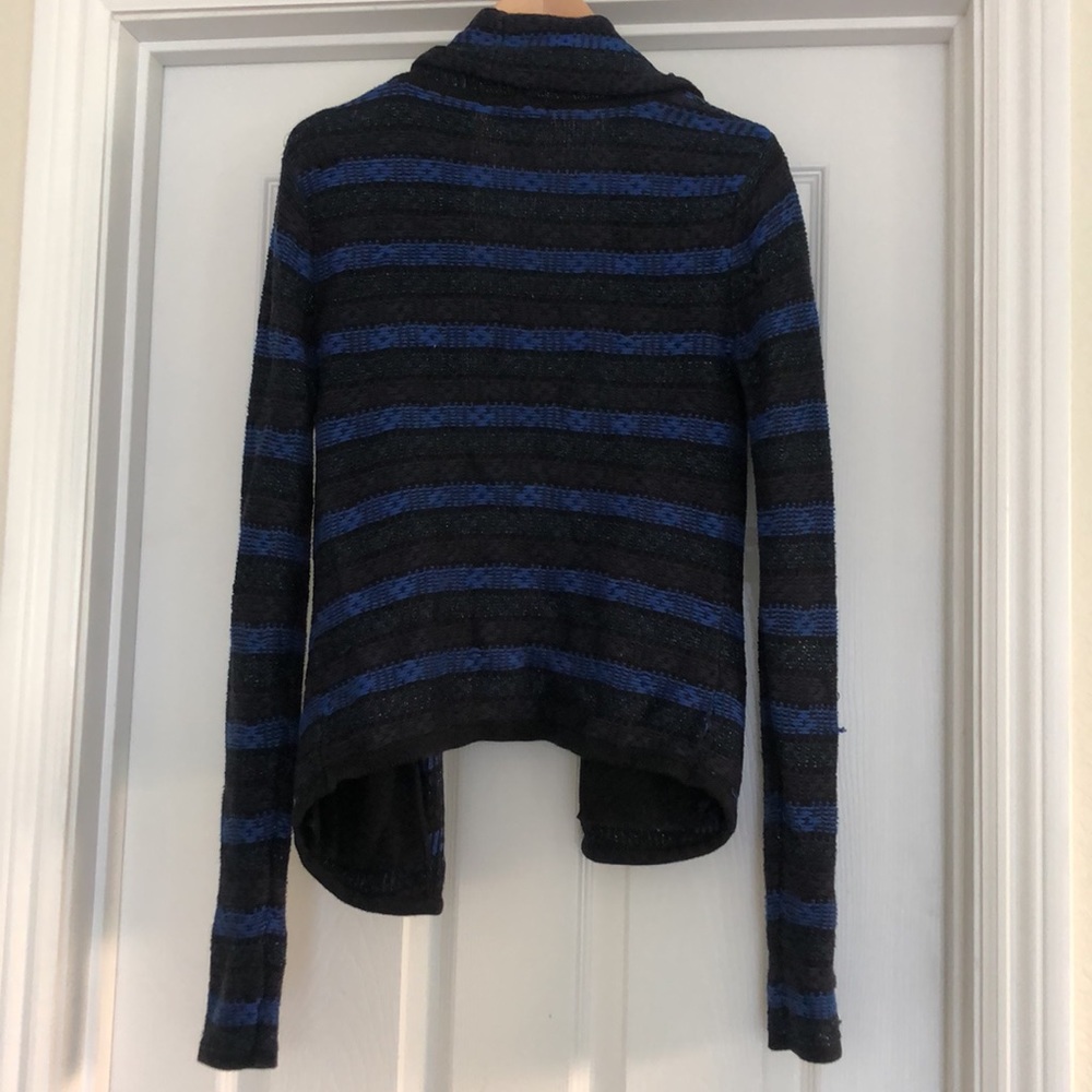 Cache Open Front Cardigan - Picture 12 of 14